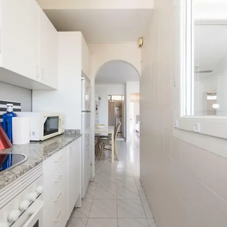 First Line Apartment *